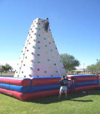 26’ Climbing Mountain Up to 4 Climbers at Once
